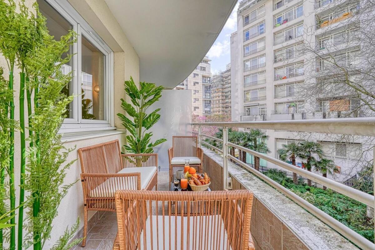 Melody Suite In Paris Courbevoie Eksteriør bilde